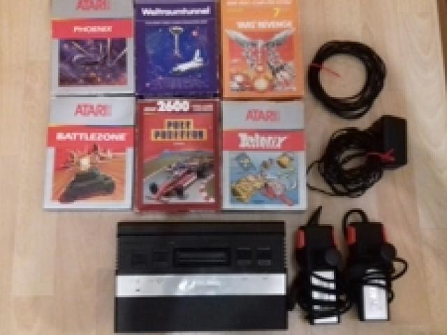 Atari 2600 Konsole mit 2 Joystick, 1Gamepad und 6 Spielen. - 1